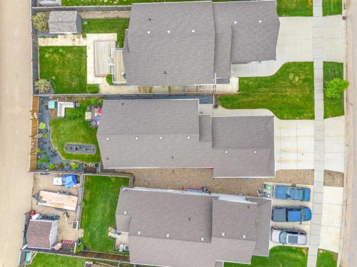 6015 18 Street, Lloydminster, AB - 