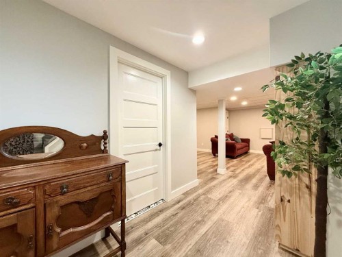 5144 53 Street, Irma, AB 