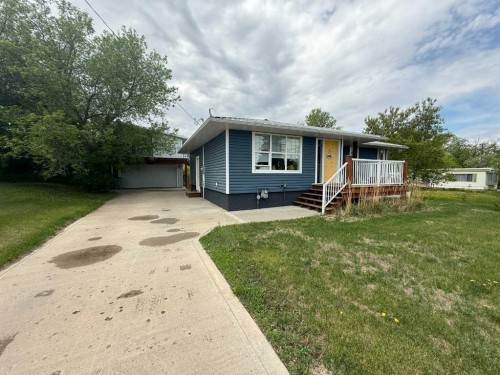 5144 53 Street, Irma, AB 