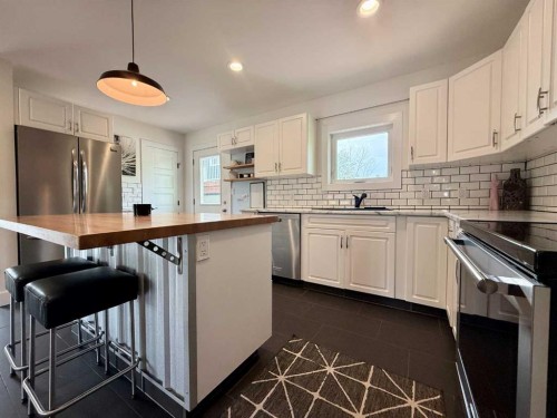 5144 53 Street, Irma, AB 
