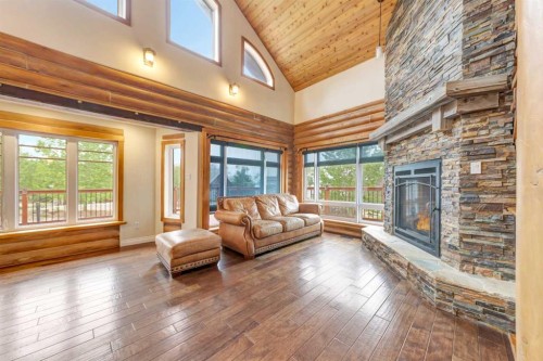 16 Lakeview Drive, Lac Des Iles, SK 
