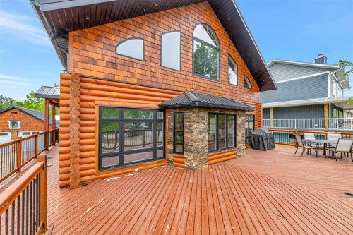 16 Lakeview Drive, Lac Des Iles, SK 