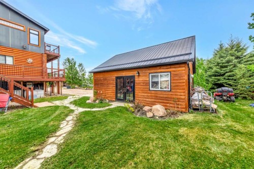 16 Lakeview Drive, Lac Des Iles, SK 
