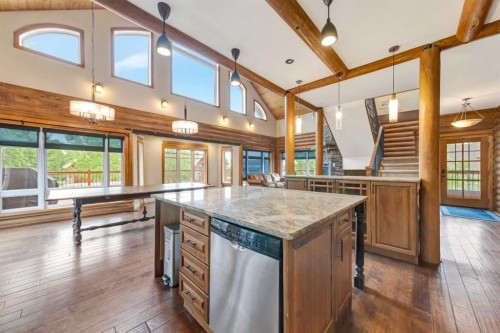 16 Lakeview Drive, Lac Des Iles, SK 