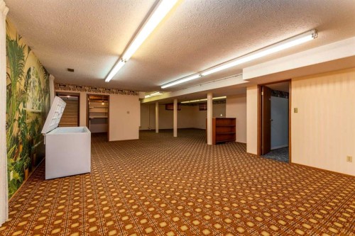 502 2 Street East, Maidstone, SK - Indoor Photo Showing Other Room