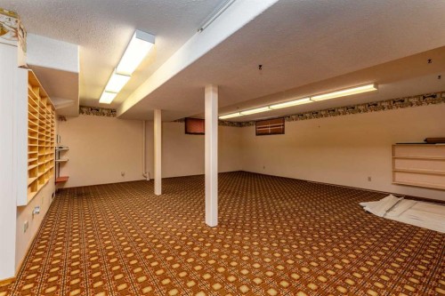 502 2 Street East, Maidstone, SK - Indoor