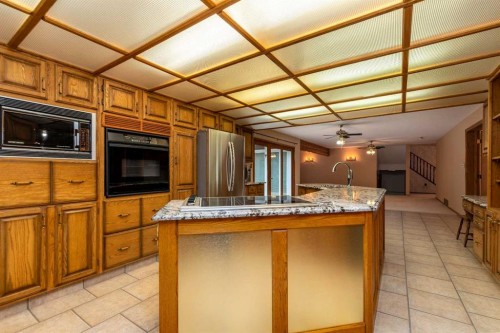 502 2 Street East, Maidstone, SK - Indoor Photo Showing Kitchen