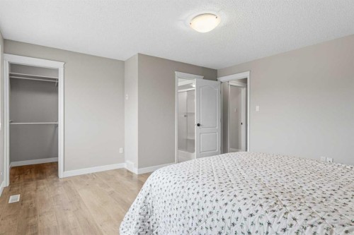 5613 37 Street, Lloydminster, AB 