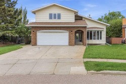 5613 37 Street Lloydminster, AB T9V 1Z2