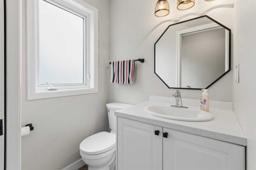5613 37 Street, Lloydminster, AB 