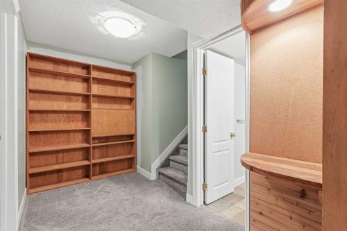 5613 37 Street, Lloydminster, AB 