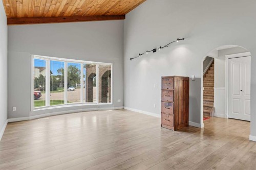 5613 37 Street, Lloydminster, AB 