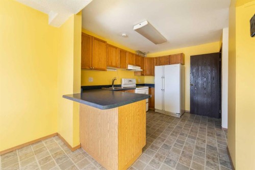 6-17 3 Avenue Se, Marshall, SK 