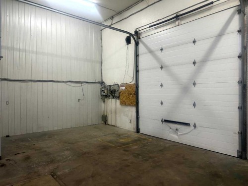 2-5702 50 Avenue, Lloydminster, AB 