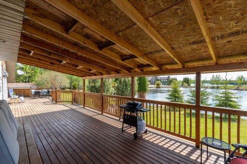 18 Sandpiper Estates, Sandy Beach, AB 