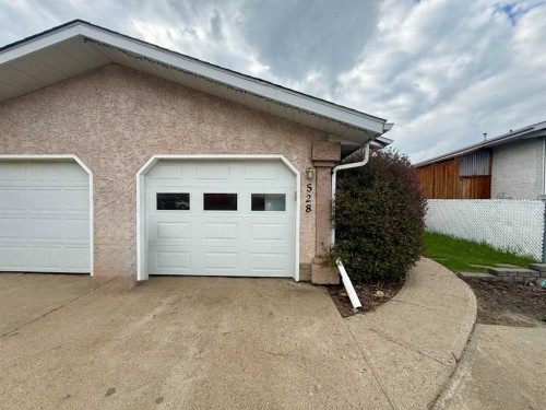 528 16 Street, Wainwright, AB 