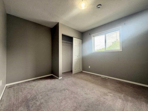 528 16 Street, Wainwright, AB 