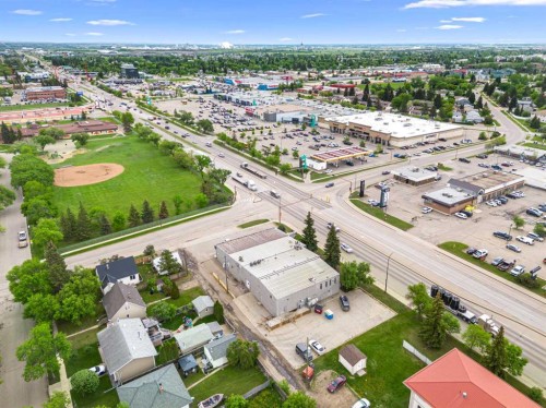 5402 44 Street, Lloydminster, AB 