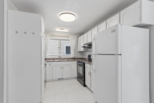 2814 45 Avenue, Lloydminster, SK 