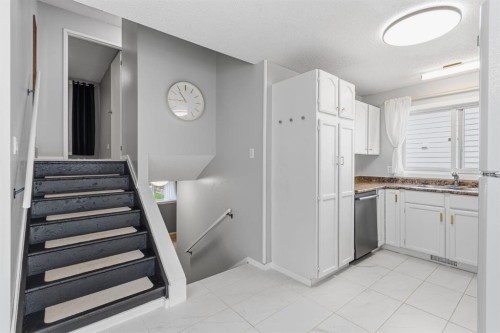 2814 45 Avenue, Lloydminster, SK 