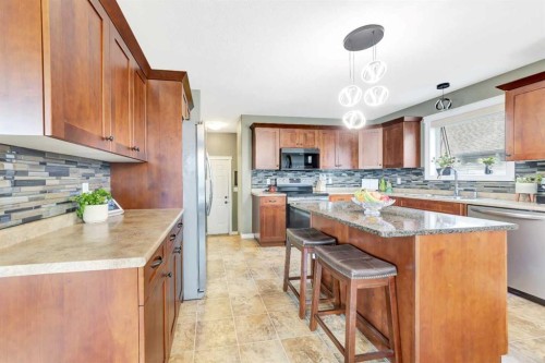 2111 56 Avenue, Lloydminster, AB 