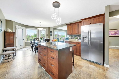 2111 56 Avenue, Lloydminster, AB 