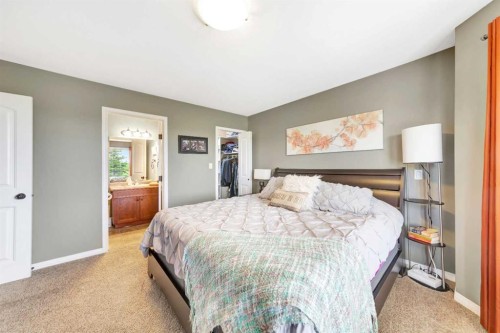 2111 56 Avenue, Lloydminster, AB 