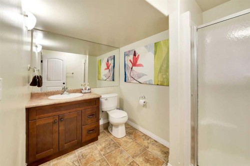 2111 56 Avenue, Lloydminster, AB 
