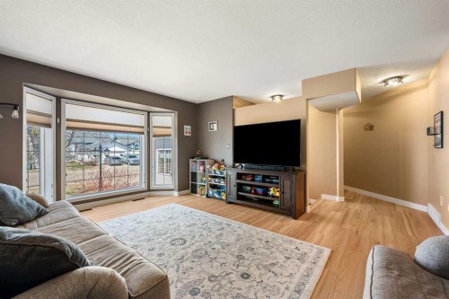 3307 61 Avenue, Lloydminster, AB 