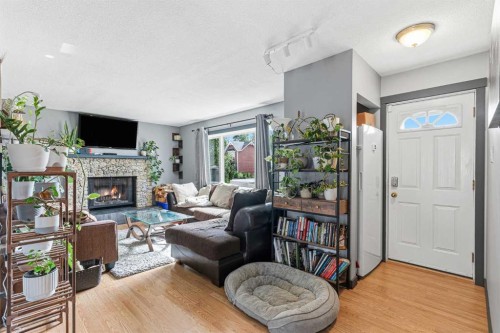 207 7 Avenue, Paradise Hill, SK 