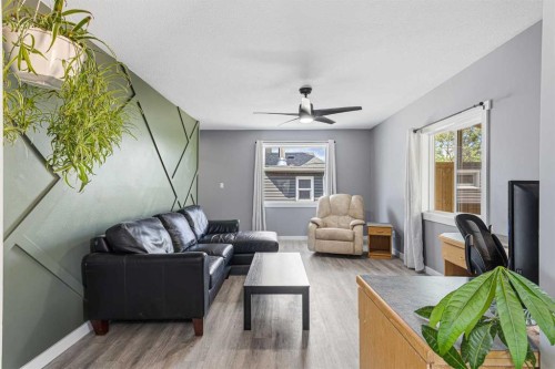 110 1St Avenue, Paradise Hill, SK 