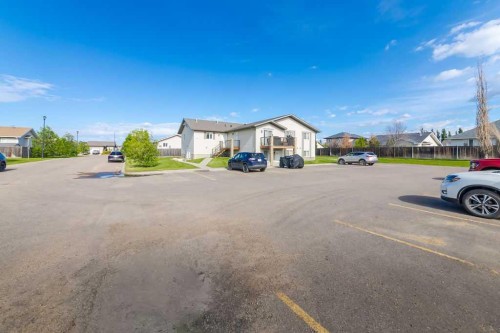 1-1901 52 Avenue, Lloydminster, AB 