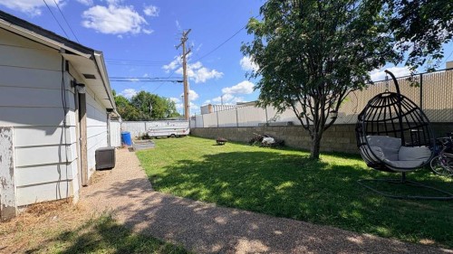 922 5 Avenue, Wainwright, AB 