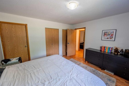 1022 10 Avenue, Wainwright, AB 