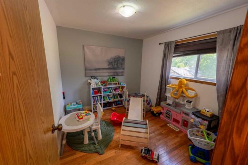 1022 10 Avenue, Wainwright, AB 