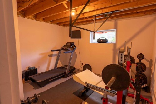 1022 10 Avenue, Wainwright, AB 