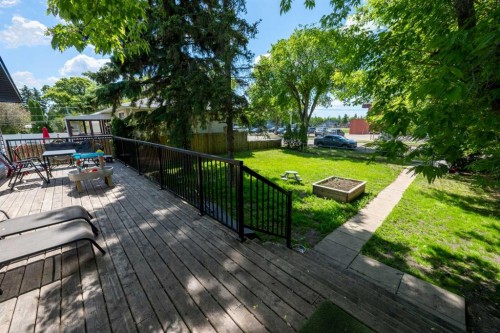1022 10 Avenue, Wainwright, AB 
