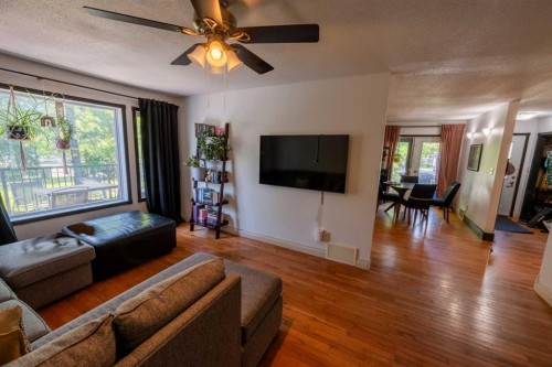 1022 10 Avenue, Wainwright, AB 