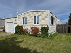 9-5308 57 Street Lloydminster, AB T9V 2A3