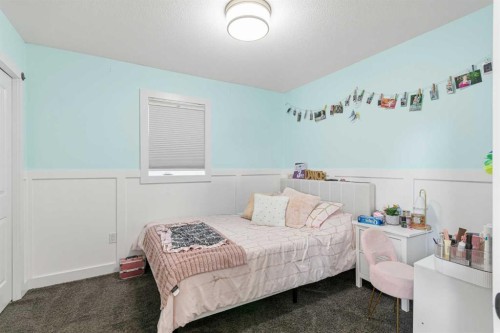 33-2715 73 Avenue, Lloydminster, AB - Indoor Photo Showing Bedroom