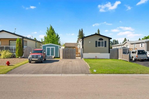 5207 52 Avenue, Blackfoot, AB - Outdoor