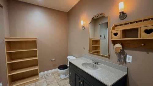 1110 4Th Avenue, Wainwright, AB 