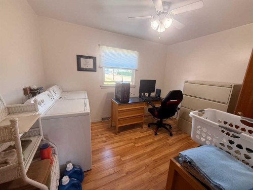 5040 48Th Street, Hardisty, AB 