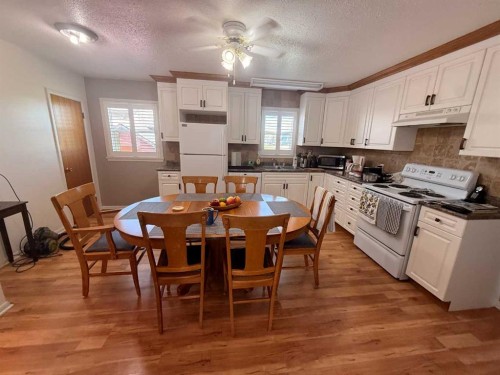 5040 48Th Street, Hardisty, AB 