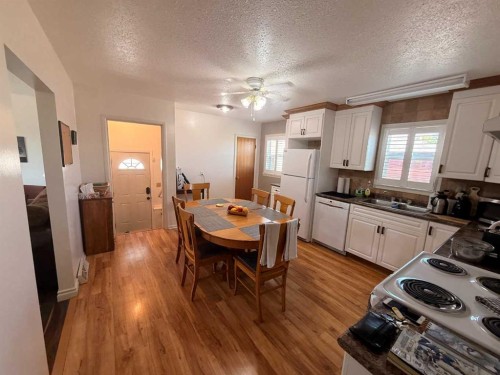 5040 48Th Street, Hardisty, AB 