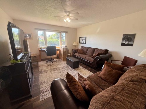 5040 48Th Street, Hardisty, AB 