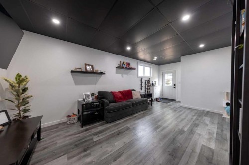 307 7 Avenue, Paradise Hill, SK - Indoor