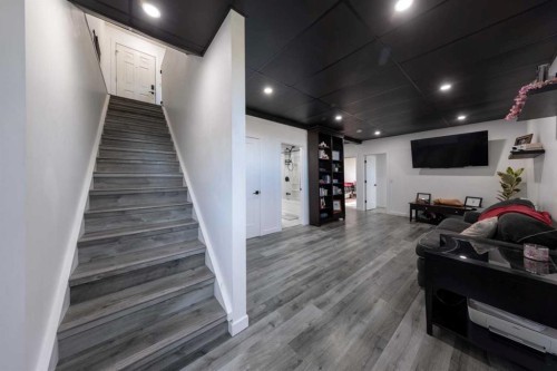 307 7 Avenue, Paradise Hill, SK - Indoor Photo Showing Other Room
