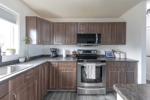307 7 Avenue, Paradise Hill, SK - Indoor Photo Showing Kitchen With Stainless Steel Kitchen