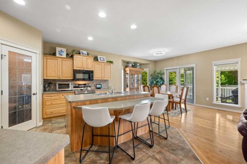2201 59A Avenue Close, Lloydminster, AB 